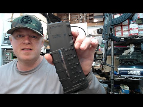 UTG AR 15 .223 5.56 Magazine Review With Magpul \u0026 USGI Comparison : RBT-AM30