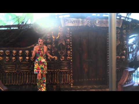 Hollywood & Highland - OMG Pirates of the Caribbean Monique