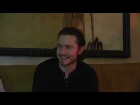 Words That Create A Flirtatious Vibe In Any Language Of The World (Words Are Thoughts) / REACTION