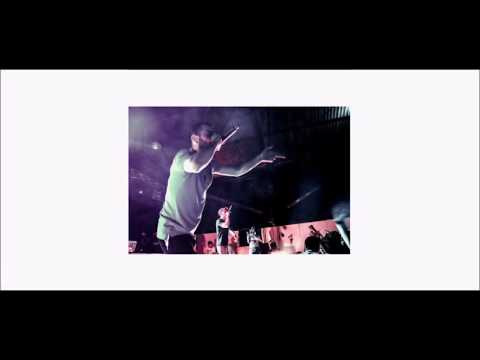 MANI - ΘΑ ΣΗΚΩΘΟΥΜΕ ΠΙΟ ΨΗΛΑ [Lyrics]