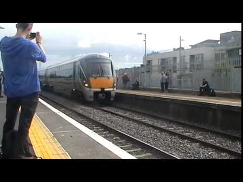 *TRIPOD* IE 22000 class Intercity train number 22249-22349 passing Sallins and Naas