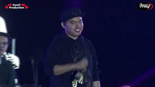 Download lagu (LIVE) KANGEN BAND - ' PENANTIAN YANG TERTUNDA ' mp3