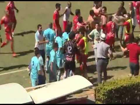 Briga movimento jogo do Marília e Internacional