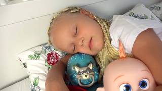 Алиса как МАМА купает реборна или Morning Routine of a little blogger
