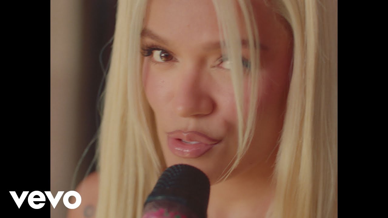 KAROL G - Si Antes Te Hubiera Conocido (Official Video)