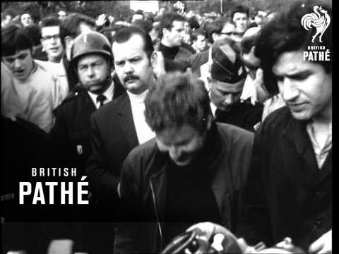 Danny Cohn-Bendit Turned Back At Franco-German Border   (1968)