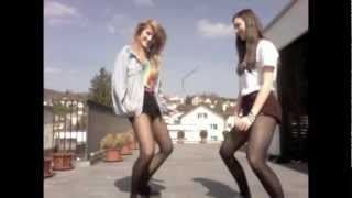 another average day in the lives of vicky and anna