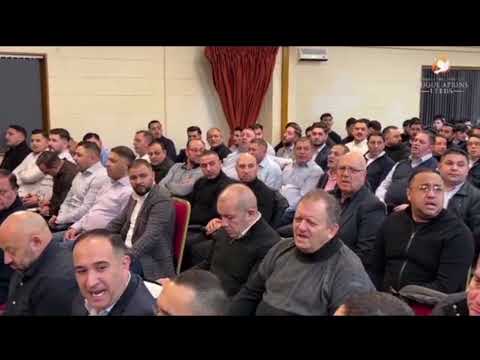 Much Devla To Duhos: Rugul Aprins Leeds