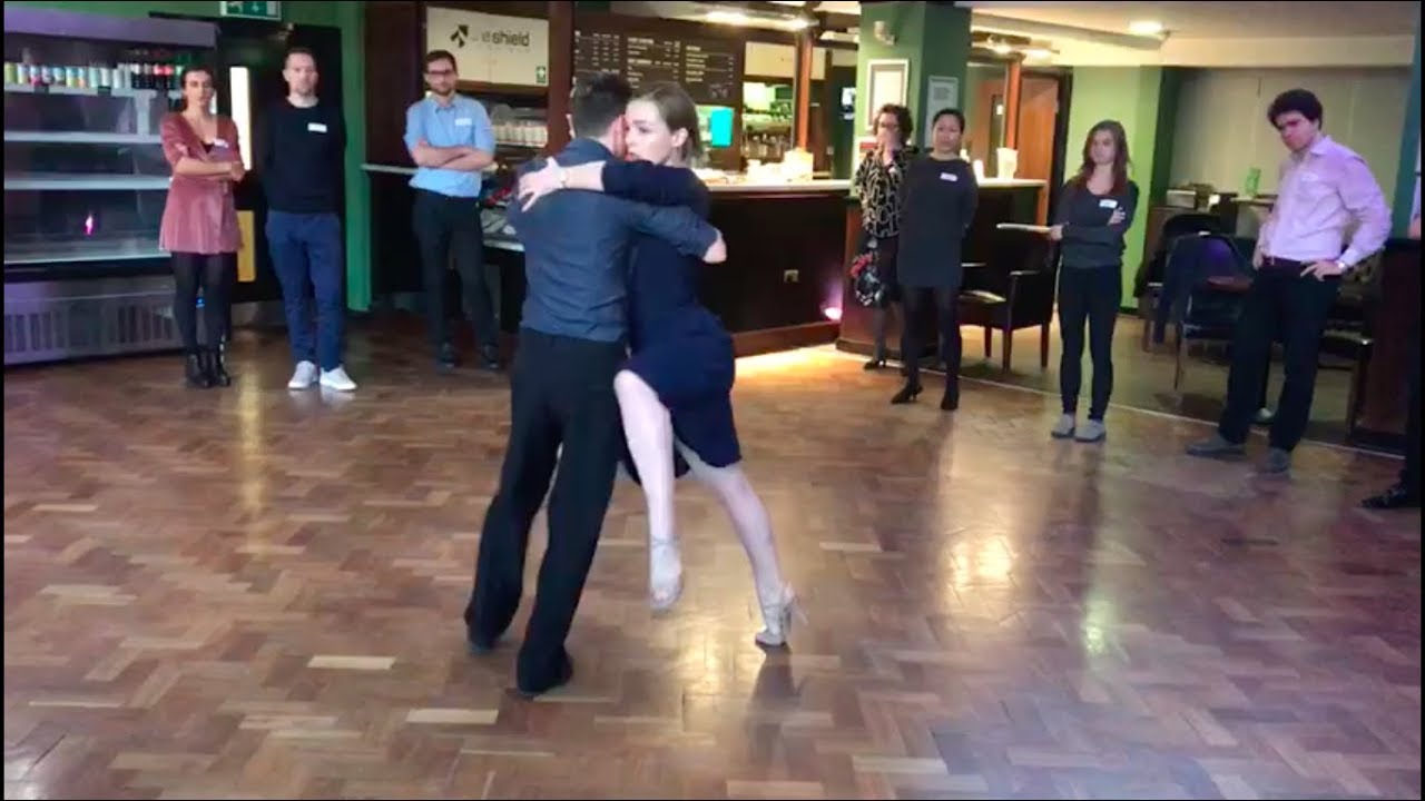 Tango London - Pablo Rodriguez & Anne Bertreau // Barro - Pugliese