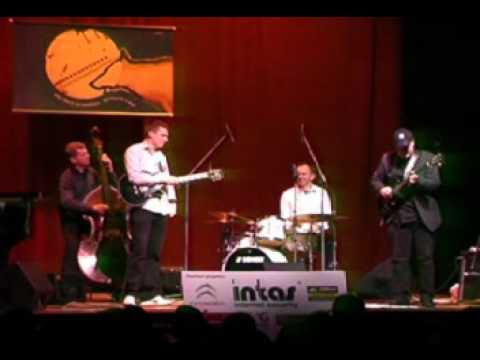 Ulf Wakenius,Samuel Marincak,AMC Trio - Cry No More Blackberry