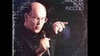 Ron mc Croby "plays puccolo"