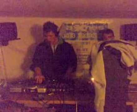 DJ Yannis G Vs DJ Phil Mac
