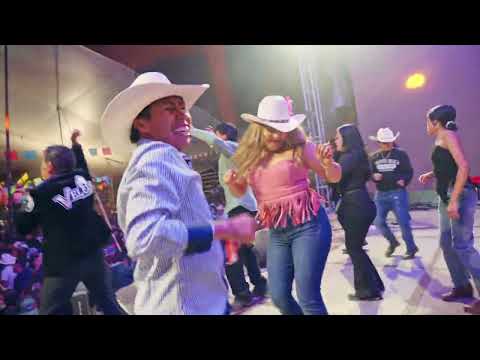 MOUNTAIN LOVES AND THE SOUND OF AMOLTEPEC, SWIFT OF THE SIERRA