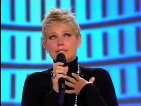 Xuxa se emociona falando de sua trajetória - #Xuxa25anos