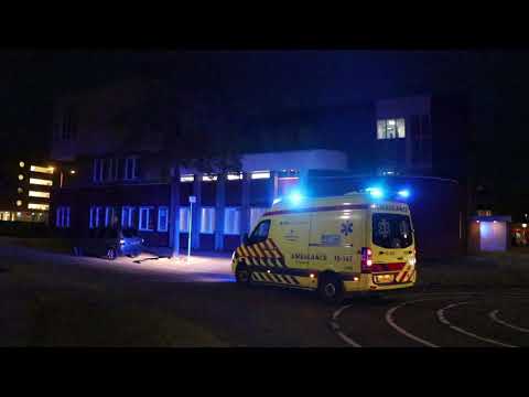 11-10-17 A1 Ambulance 15-147 naar Middenmolenplein (Gouda)