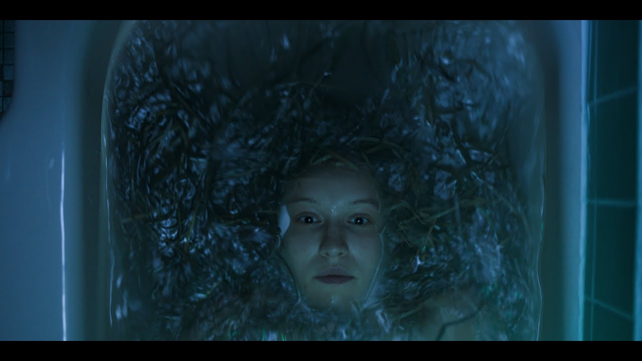 Miniature de la vidéo PEAU À PEAU - Chloé Cinq Mars - la bande-annonce (en salle le 3 octobre) du film Peau à peau