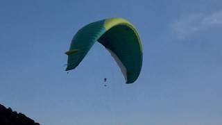 preview picture of video 'Paraglider Landed On The Land Of Himachal Pradesh {Palampur} On 27Oct2018'