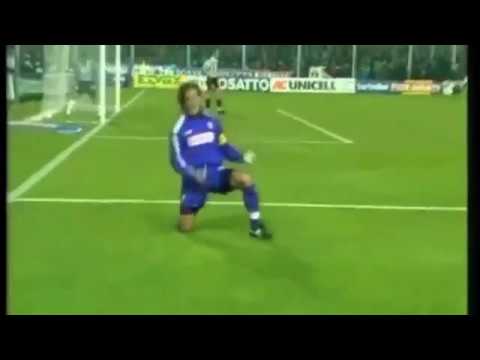 Gabriel Batistuta Best GOALS SKILLS TECHNIQUE