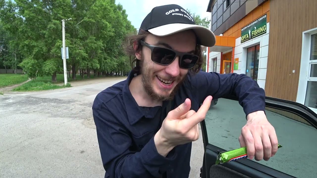 КУПИЛ СНИКЕРС С ЛЕСНЫМ ОРЕХОМ!