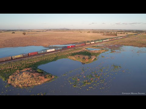 7MP5 Pacific National Container Freight Train (24/12/2022) - PoathTV Australian Railways