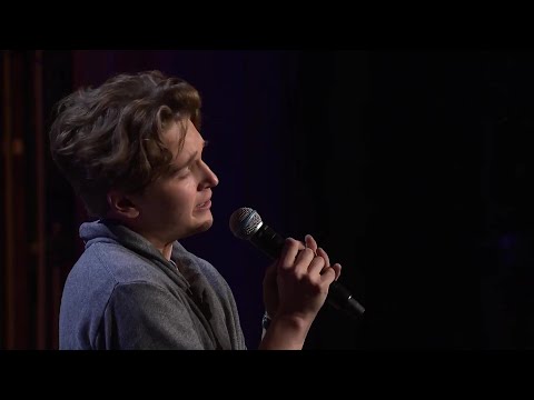 Se Lucas Berglund i Chorus line - Idol 2019 - Idol Sverige (TV4)