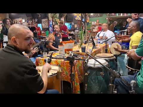 DQM CANTA FUNDO DE QUINTAL