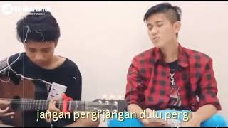 Download lagu Story wa Seventeen (Jangan dulu pergi) mp3