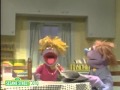 Classic Sesame Street The Biscupids Sing Kids Just Love To Brush