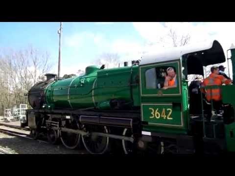 4520 and 3642 reverse into Moss Vale