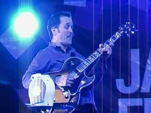 Dr. Lonnie Smith Jonathan Kreisberg and Jamire Williams 4 - Darling Harbour Jazz Fest 2012