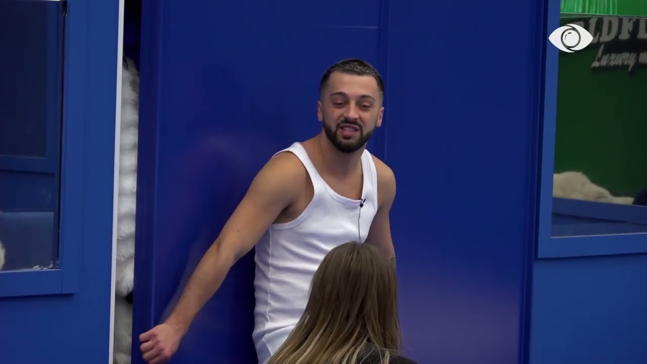 “Mes teje,Rozanën dhe Laertit…”/ Gjesti diskuton me Gertën për banorët