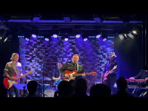 Duke Robillard with Wentus Blues Band - Make It Rain (Live in Helsinki, October 2019)