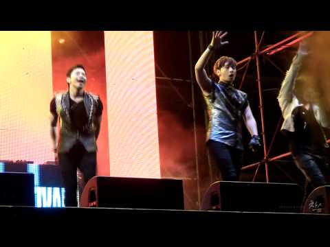 [FANCAM] 110722 CaBi Summer Wave Festival - Hands Up (Chansung focused)