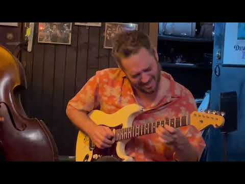 Yotam Silberstein Trio - Love Walked in - Live at the 55 Bar