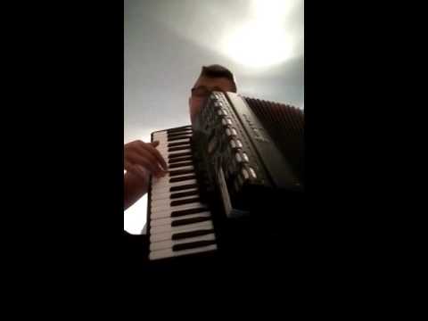 Pjesma sprema me majka na dalek put