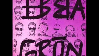 Mona Tumbas Slim Club Music Video