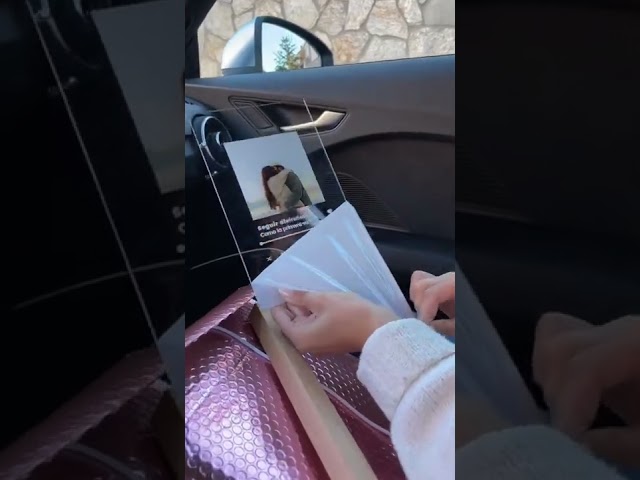 Vídeo relacionado con Cristal Plaque Taza Cerámica Personalizada para Parejas | Aniversario con 3 Fotos y Mensaje Especial | Acabado Premium, Asa Ergonómica | Regalo para Aniversario, San Valentín y Cumpleaños