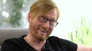 Möt deckarförfattaren Anders de la Motte