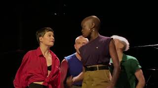 Christine and the Queens - Comme si (Live in NYC, 10-31-18) (4K, 60 FPS, Stereo)