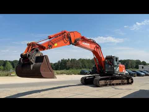 Hitachi ZX350LC-6 - Hammer Lines / Automatic Greasing - TrucksNL