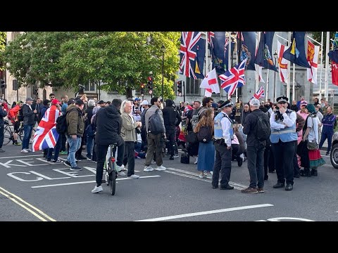 🚨Watch live: Protest following attempted behe*ding in Belfast last night - London