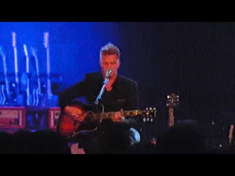 Josh Homme - Spinning in Daffodils - Acoustic Live @ The Teragram Ballroom