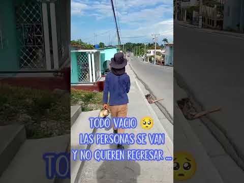 Caminando pori pueblo🥺