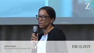 Janina Kugel auf der Jahreskonferenz der Initiative Chefsache