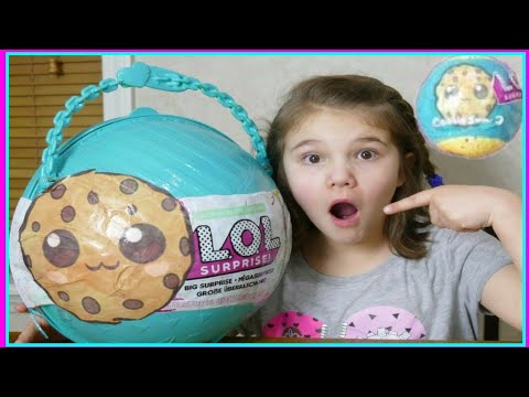 LOL Cookie Swirl C Big Surprise! Custom Youtuber LOL Big Surprise Ball! Video