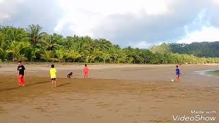 preview picture of video 'Main Bola Di Pantai'