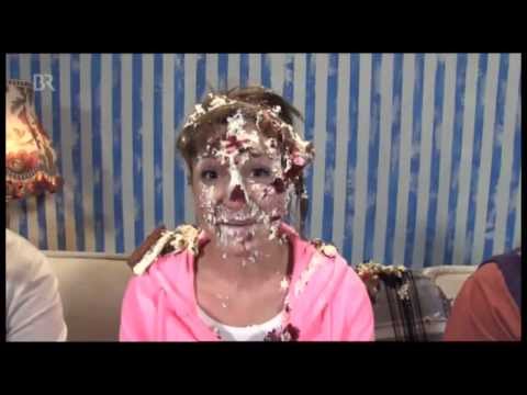 Grünwald Freitagscomedy : Die Schoaßboandls ( Monika Gruber und Günther Grünwald )