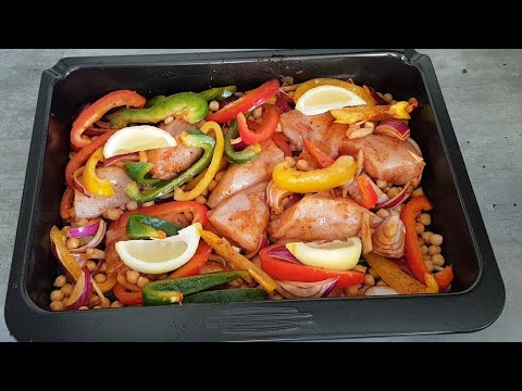 Chicken, Chickpea and Pepper Traybake