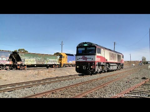 D972V CSR Class Light Engine  - PoathTV Australian Trains & Railways