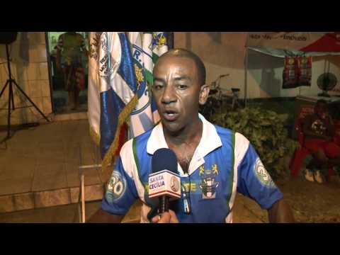 Confira um dos ensaios da agremiação santista Real Mocidade